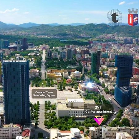 2V1 - Center Apartment 1 Tirana Eksteriør billede